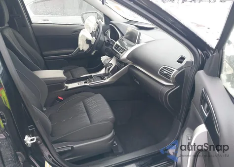 2020 Mitsubishi Eclipse Cross Se 1.5T Awc from USA, damaged, VIN JA4AT5AAXLZ014286